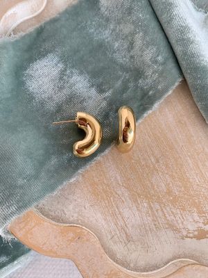 Macaroni 14k Yellow Gold Hoop Earrings