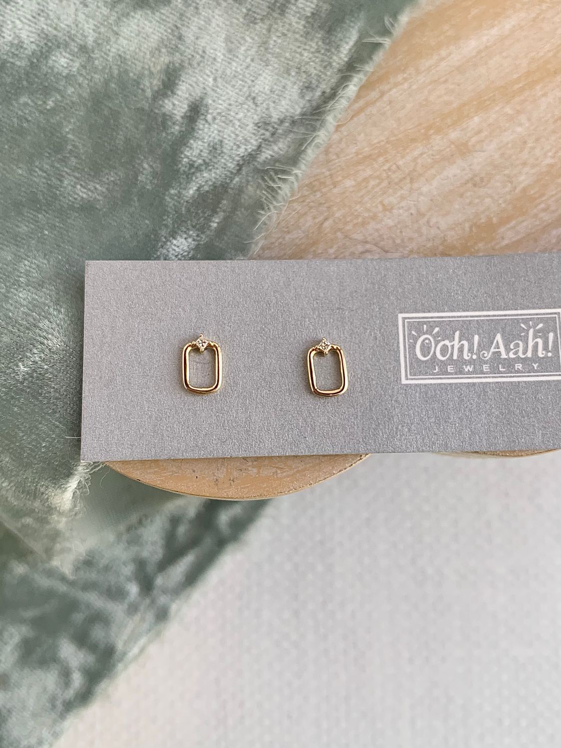Open Rectangle Diamond 14k Yellow Gold Stud Earrings