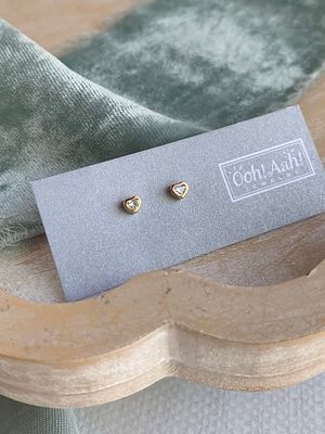 Dainty Heart Diamond 14k Yellow Gold Stud Earrings