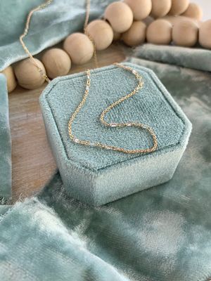 Dainty Baguette Diamond 18k Yellow Gold Necklace