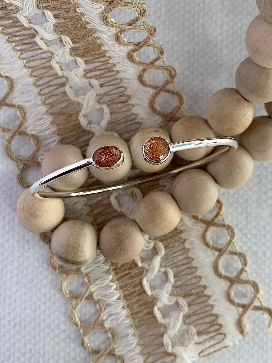 Wise Sunstone Twist Silver Bracelet