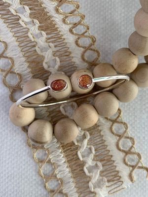 Wise Sunstone Twist Silver Bracelet