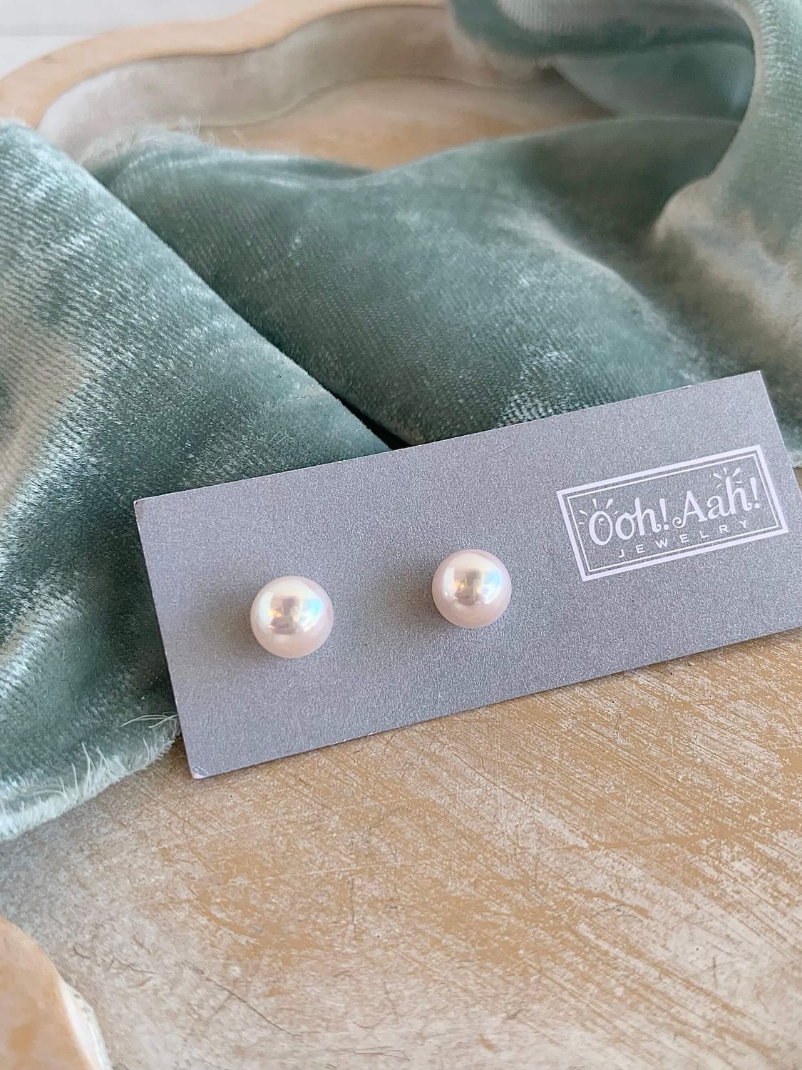 7.5mm Akoya Pearl 14k Yellow Gold Stud Earrings