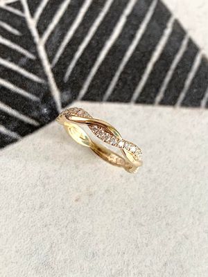 Twist Diamond 14k Yellow Gold Wedding Ring