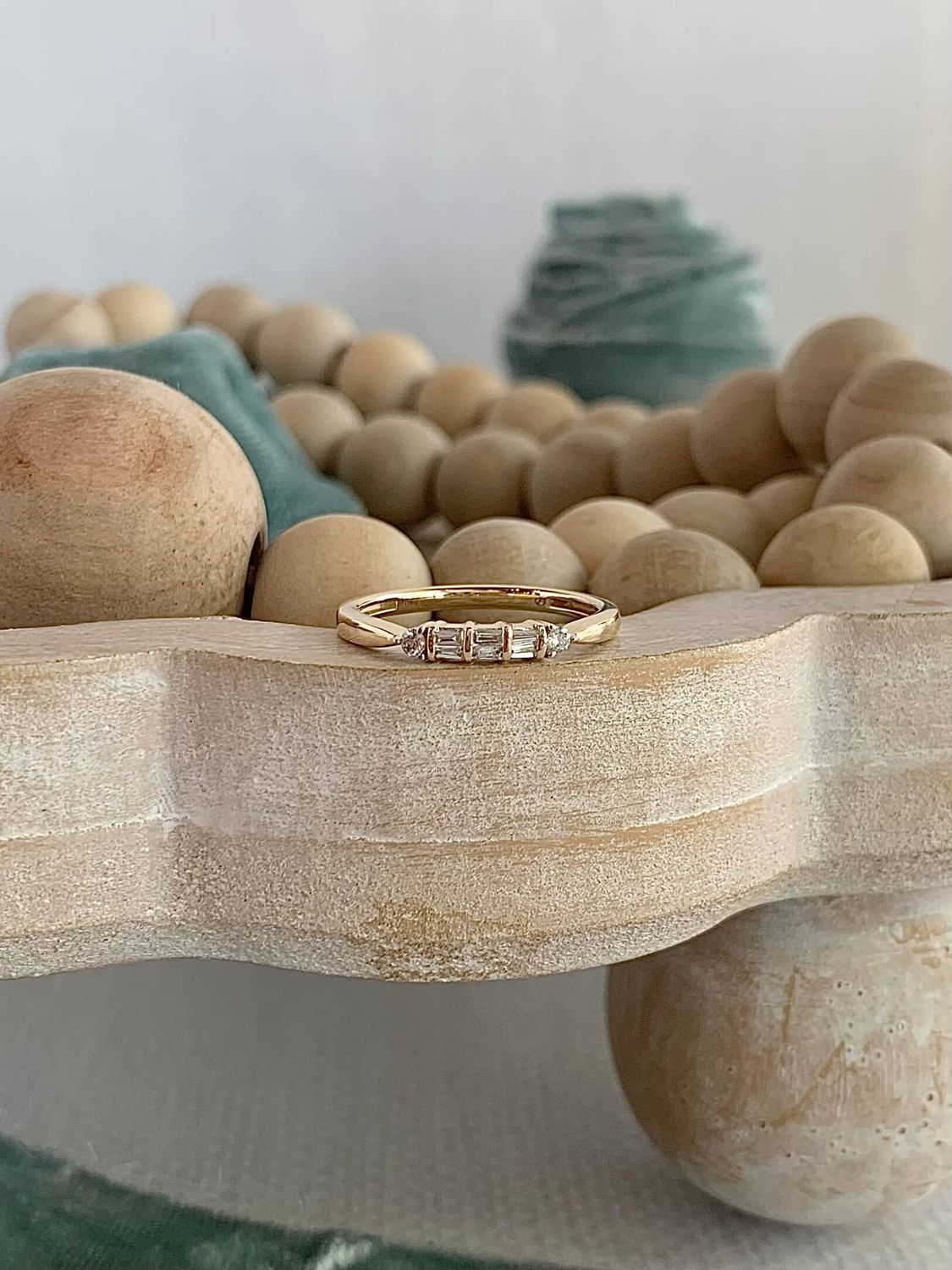 Diamond Column 14k Yellow Gold Ring