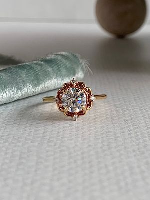 Cosette 14k Rose Gold Round Brilliant Vintage Engagement Ring