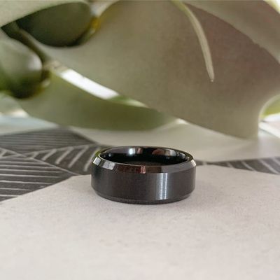 Beveled Edge Black Diamond Ceramic 8mm Band