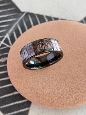 8mm Antler Black Ceramic High Polish Wedding Band