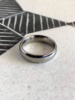 6mm Titanium High Polish Domed Wedding Band