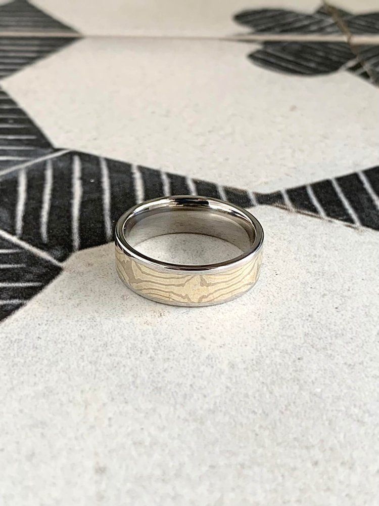 7mm Mokume Colbalt Pipe Cut 14k Yellow & White Gold & Silver Wedding Band