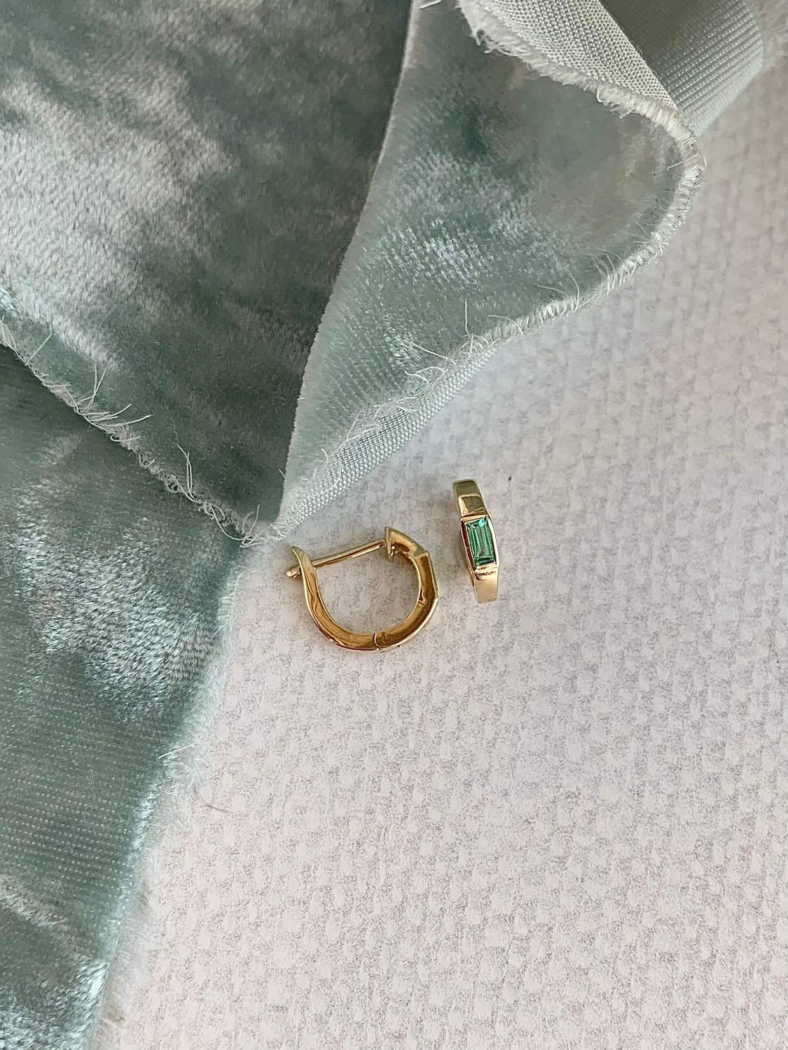 Single Emerald 14k Yellow Gold Huggie Earrings