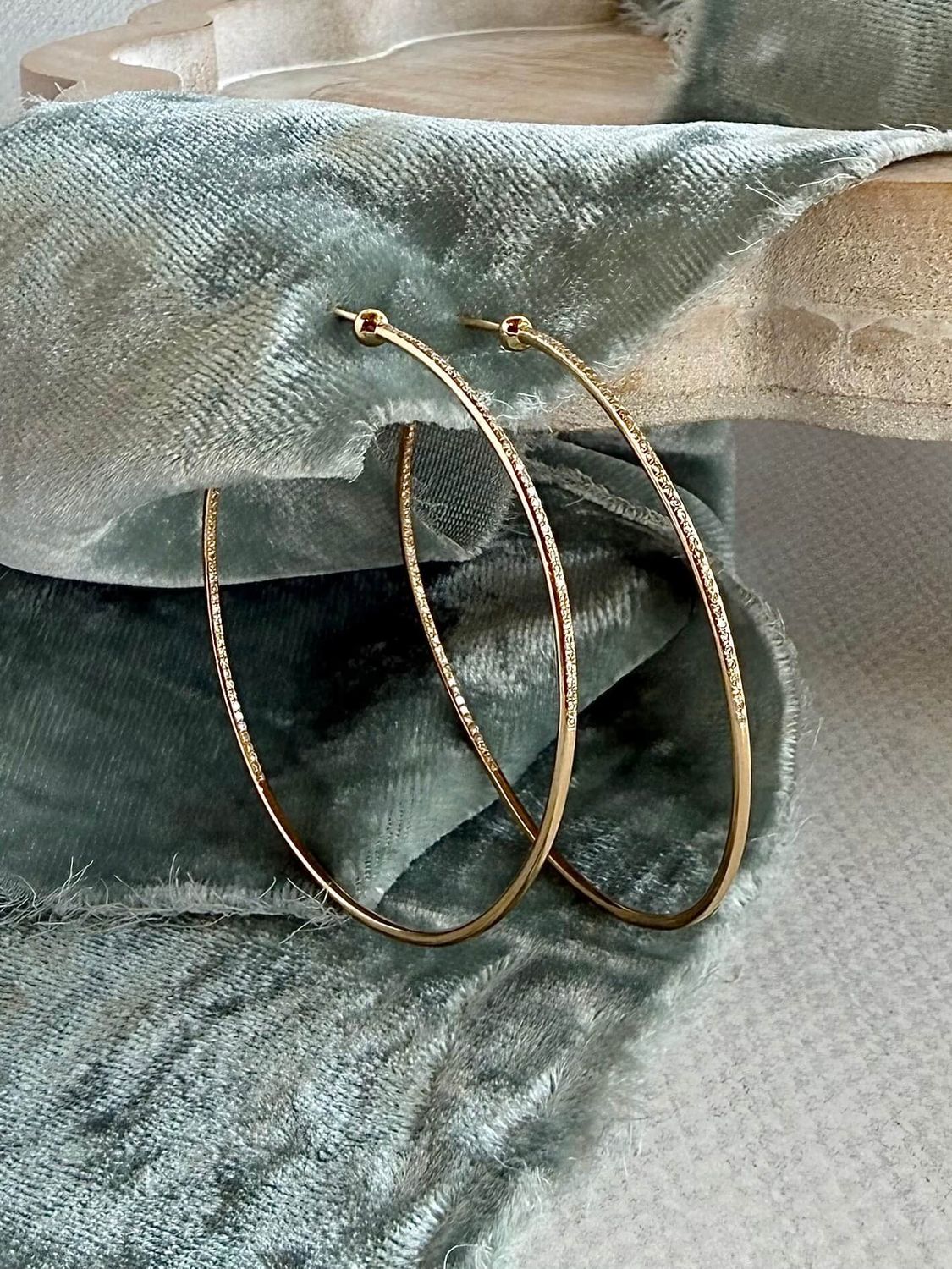 Bold Sleek Diamond 14k Yellow Gold Hoop Earrings