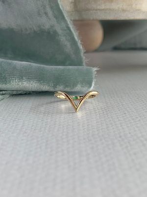 Deep V Contour 14k Yellow Gold Band