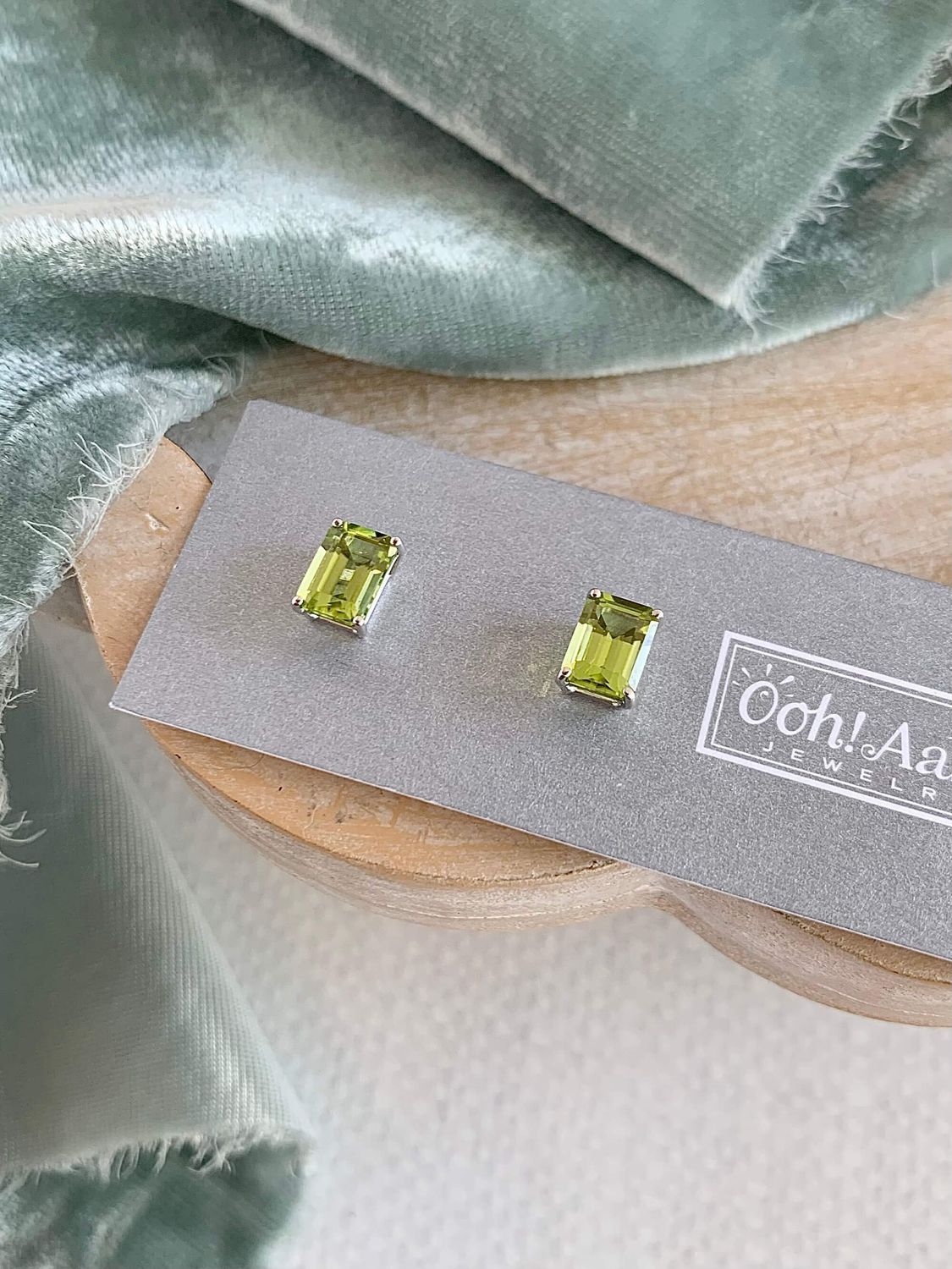 Fresh Peridot 14k White Gold Stud Earrings