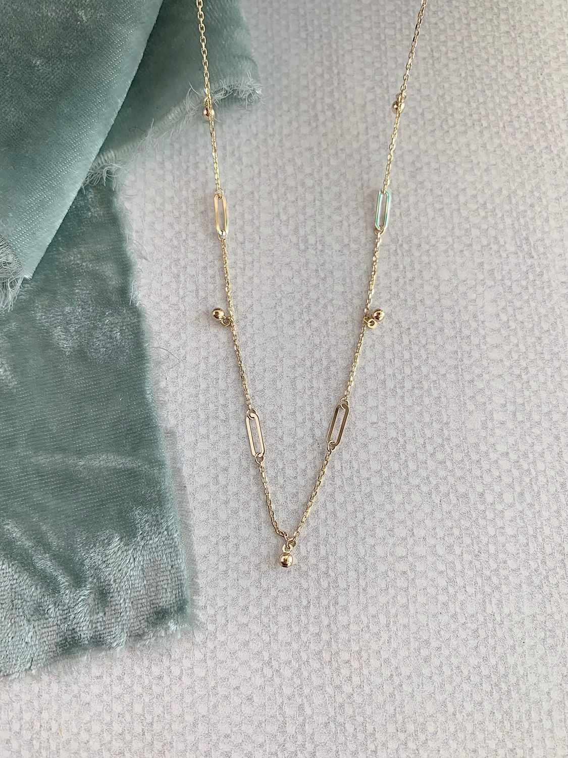 Paperclip Ball 14k Yellow Gold Necklace