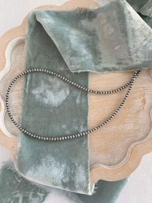 Dainty Navajo Pearl Necklace