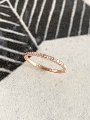 French Set Diamond 14k Rose Gold Wedding Ring