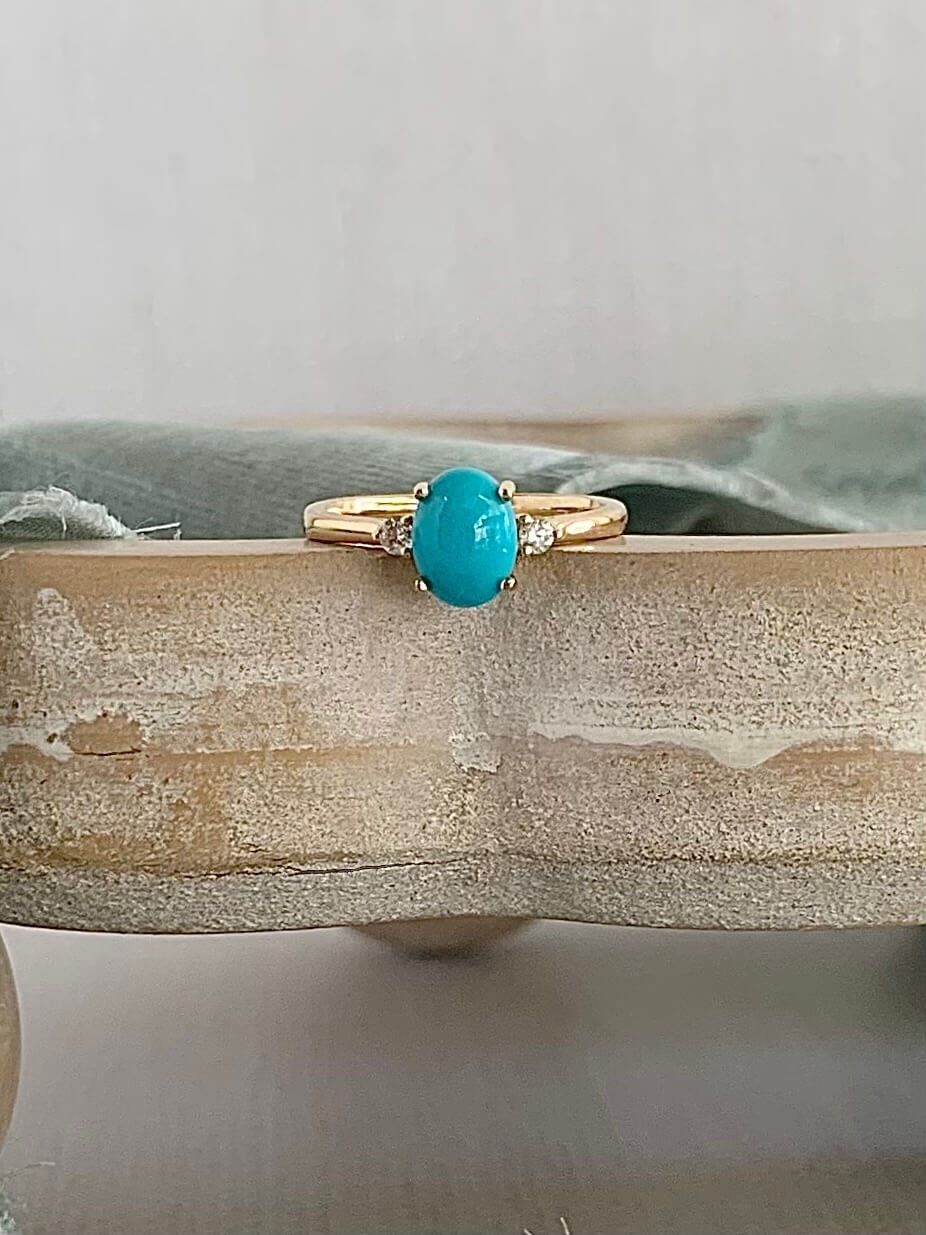 Estate Oval Turquoise Diamond 14k Yellow Gold Ring