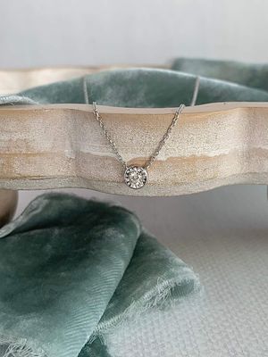 Diamond Wheel 18k White Gold Necklace