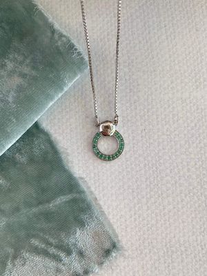 Emerald Silver Circle Necklace