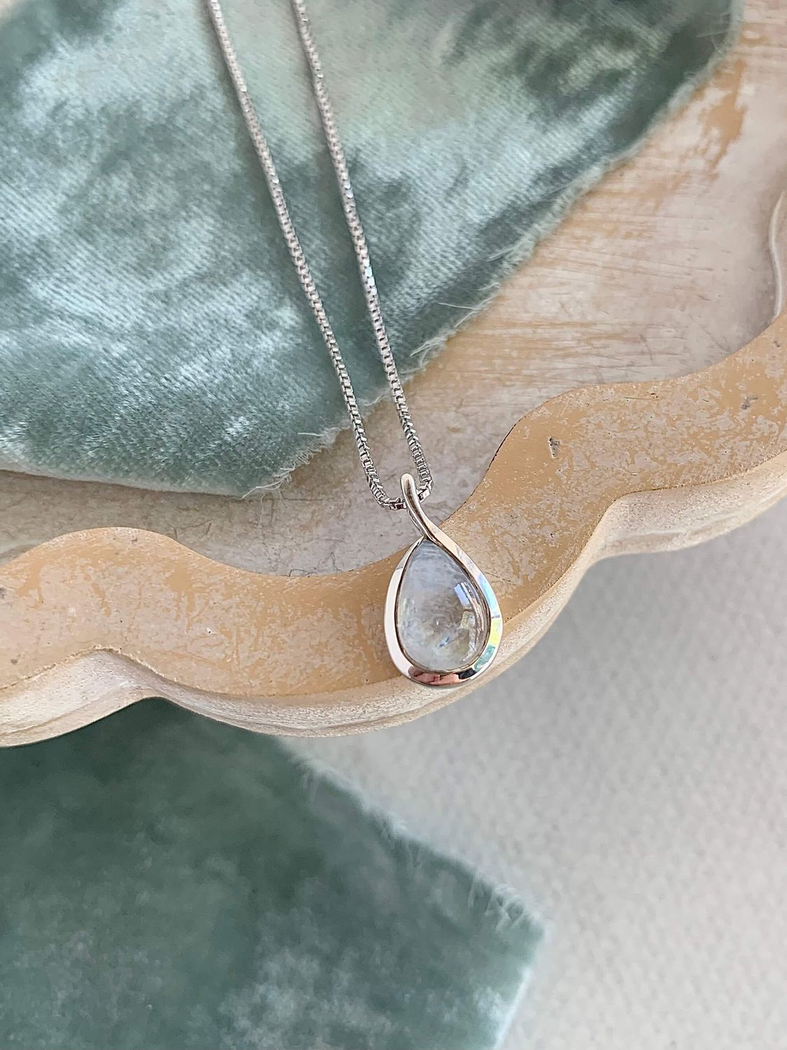 Raindrop Moonstone Silver Necklace