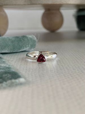 Full Bezel Trillion Garnet Silver Stack Ring