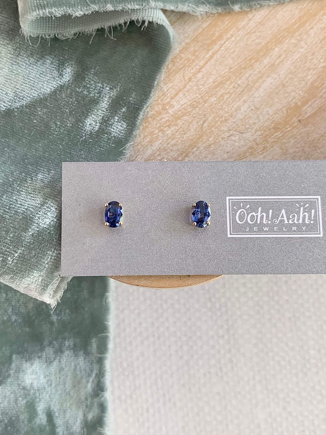 Bright Sapphire 14k Yellow Gold Stud Earrings