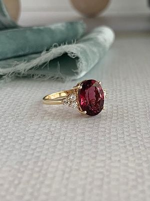 Rhodolite Garnet & Diamond 14k Yellow Gold Ring
