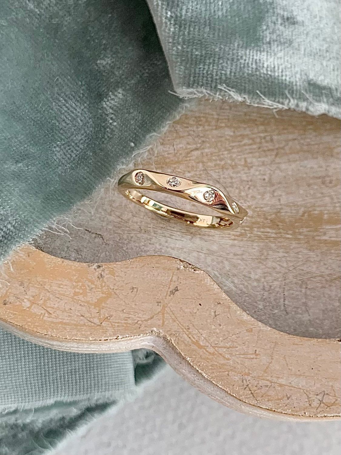 Pinched Edge Diamond 14k Yellow Gold Band