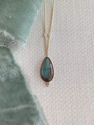 Iridescent Labradorite Diamond 14k Yellow Gold Necklace