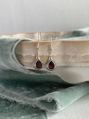 Pear Cut Garnet Silver Drop Earring