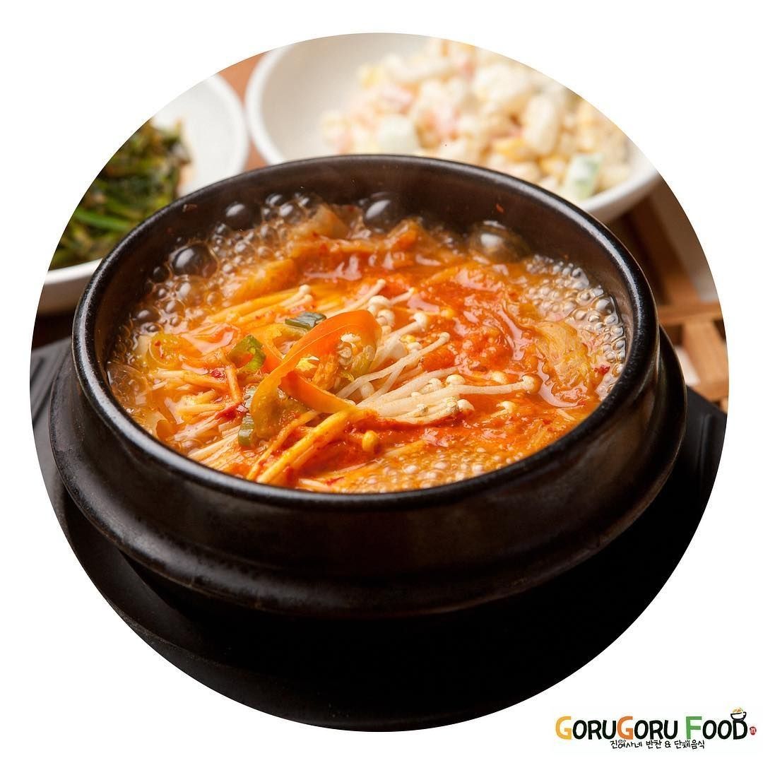 김치찌개 Kimchi Stew (FOR 2)
