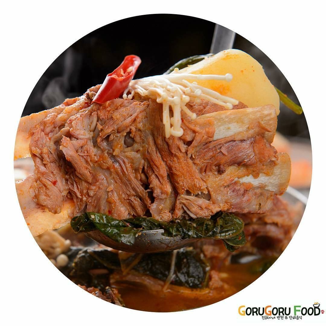 감자탕 Pork Back-Bone Stew (spicy) (FOR1~ 2)
