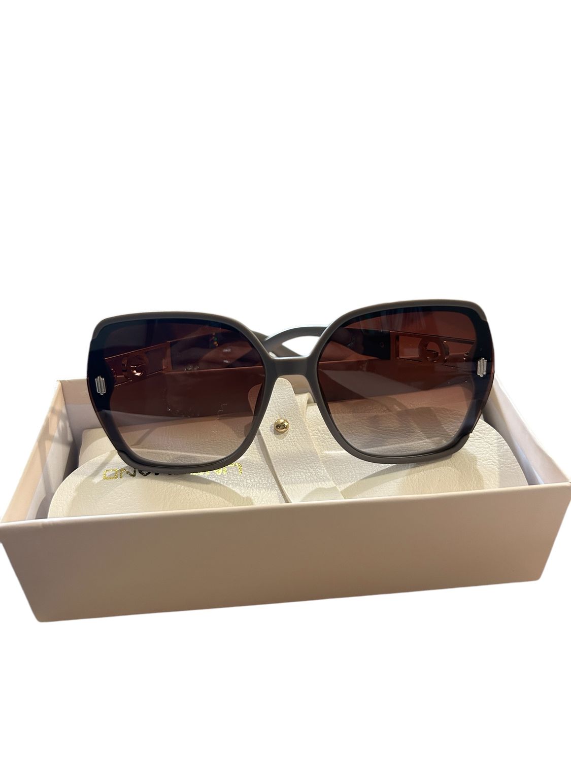 Brown Large Gold Sunglasses