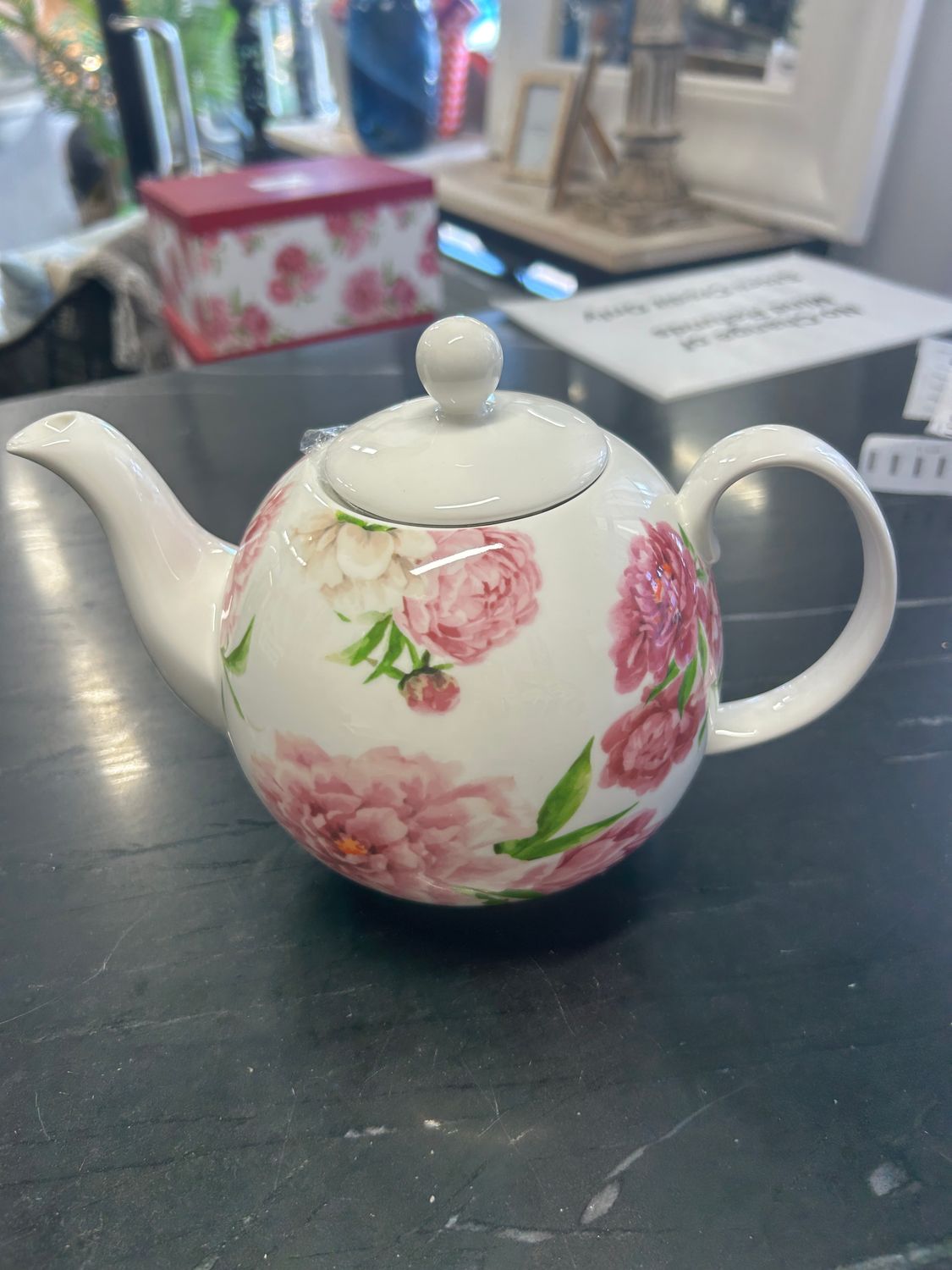 Rose Delight Teapot