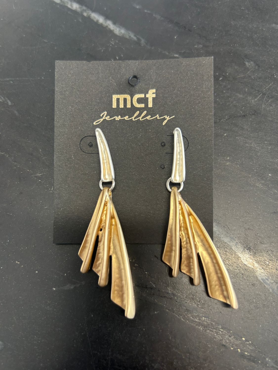 Satina Earrings Gold