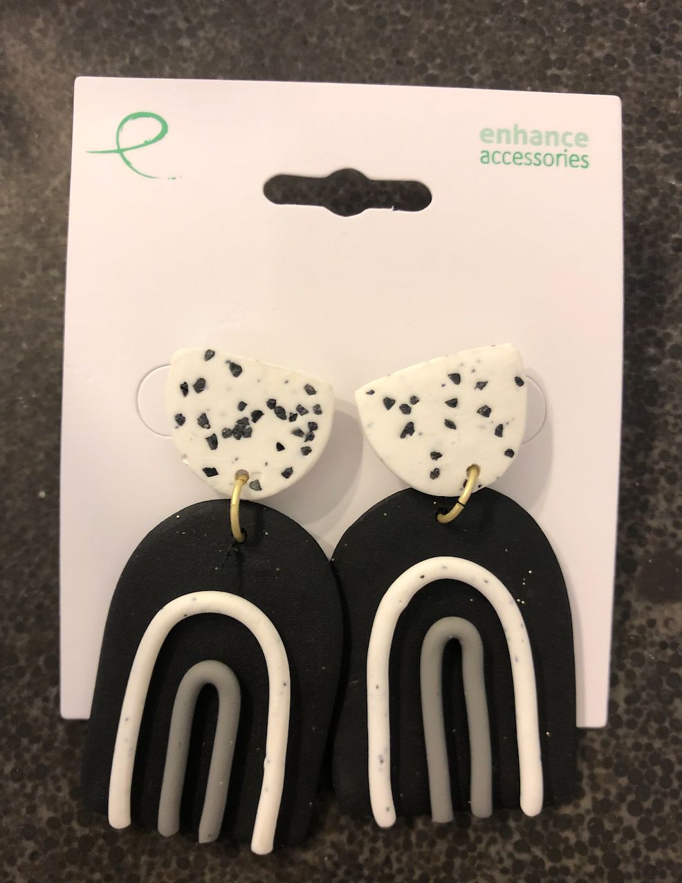 Arc Earrings Black