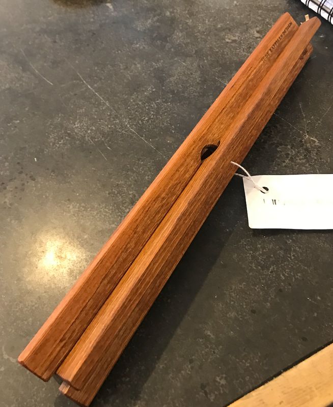 Salad servers