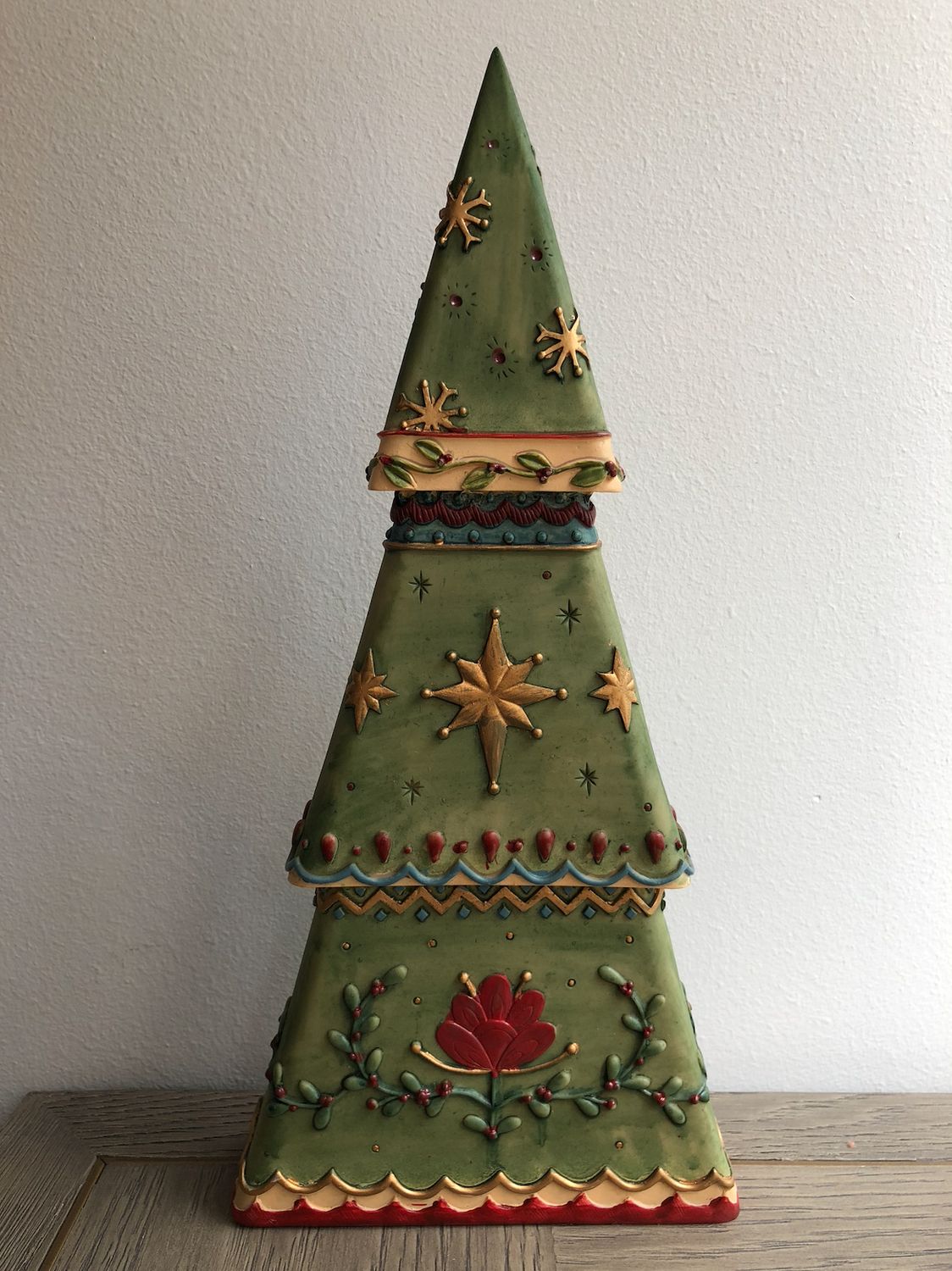 Lora Verte Tree Decor - 33cm H