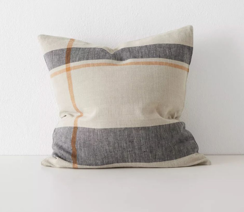 Dante Cushion - Linen - 50