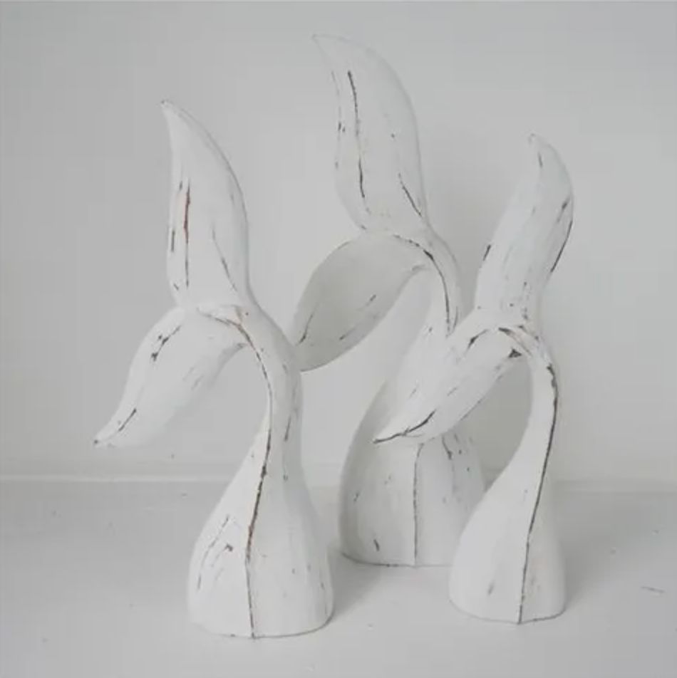 Whale Tail - Medium