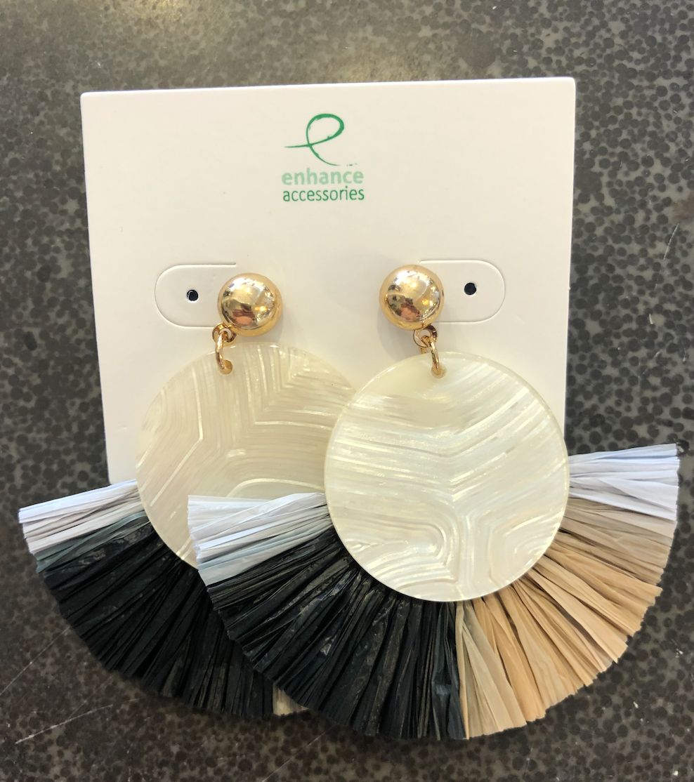 Pulau Earrings Black