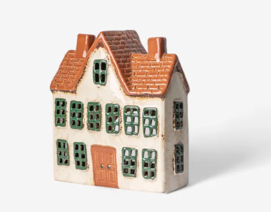 Country Tealight Manor