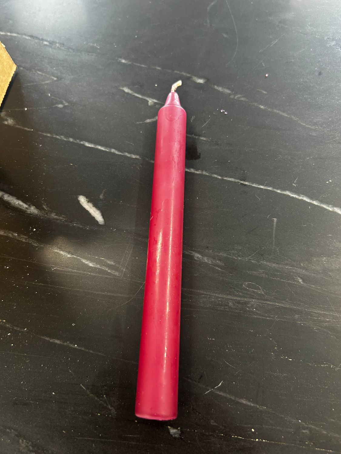 Taper Candle Burgundy 195 x 18