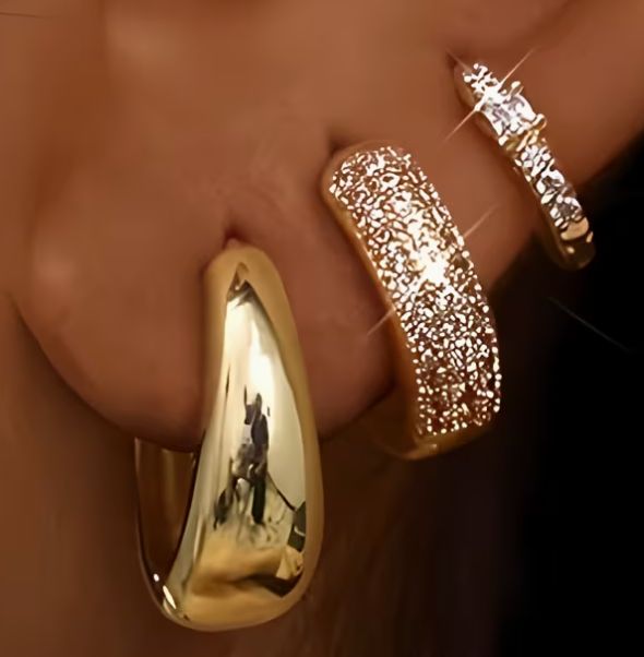 Gold Hugs Earrings