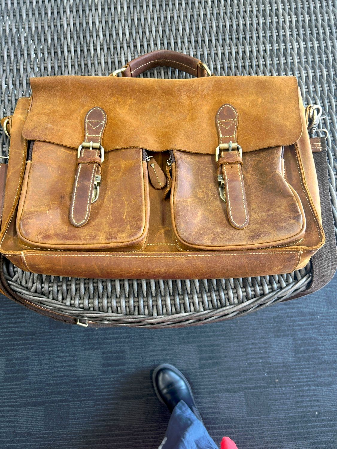 Satchel retro style