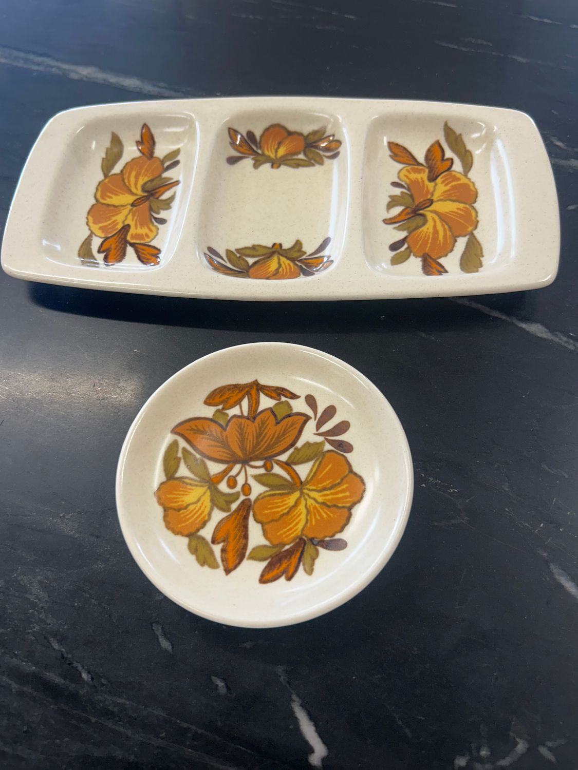 Palissy Retro  crockery set