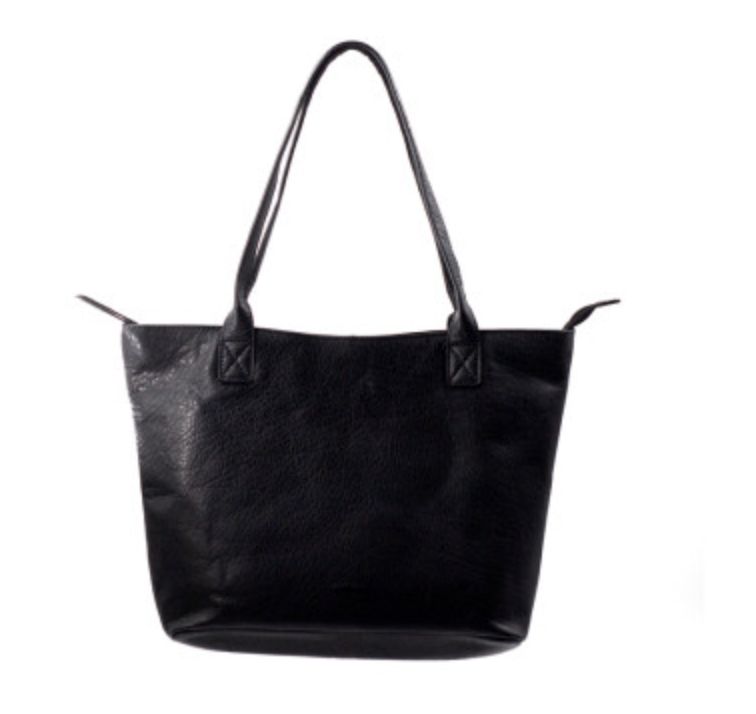 Dana Shoulder Bag