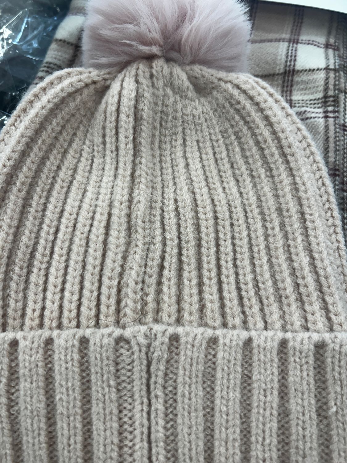 Woollen Beanie Pink
