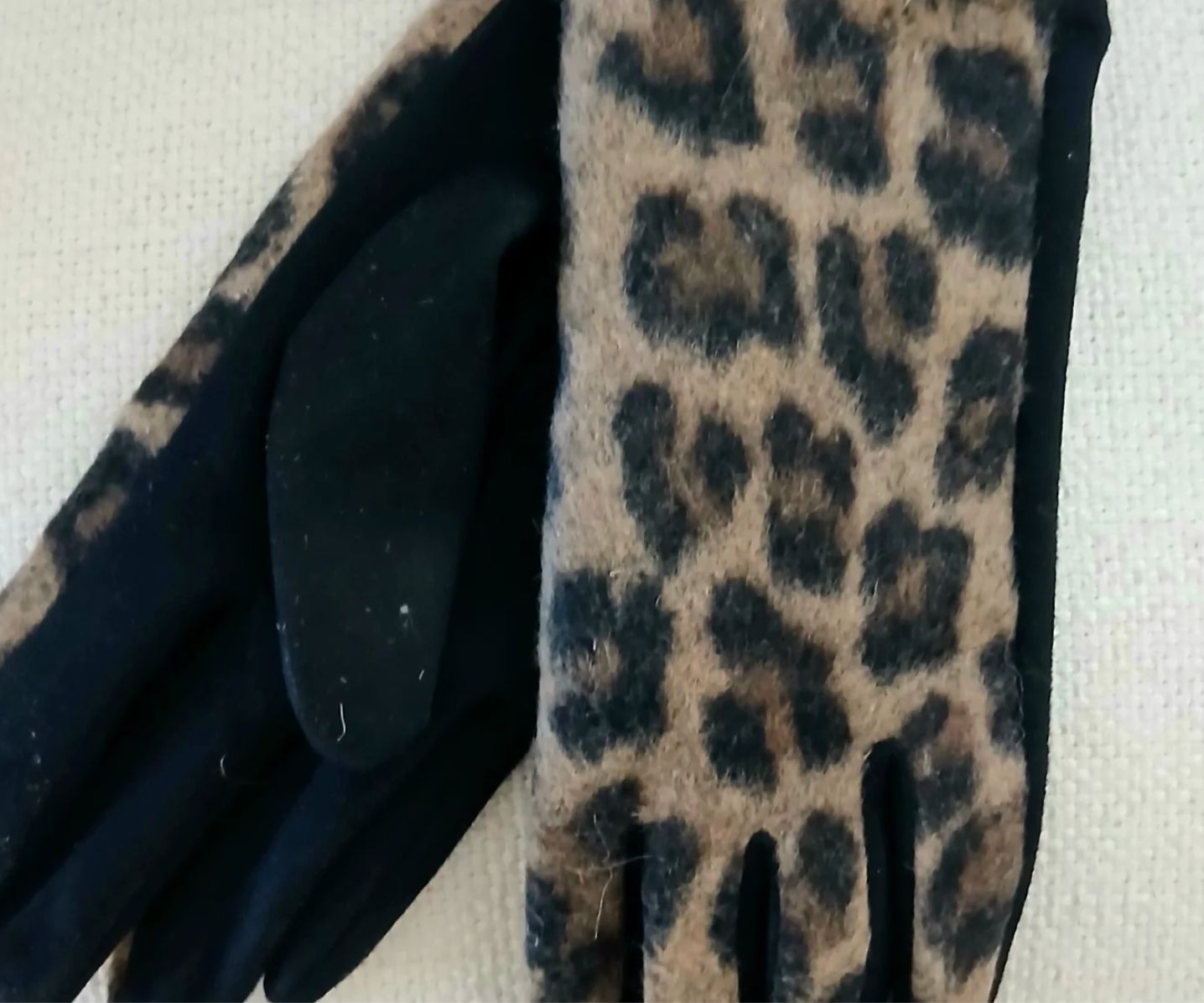 Leopard Gloves Black